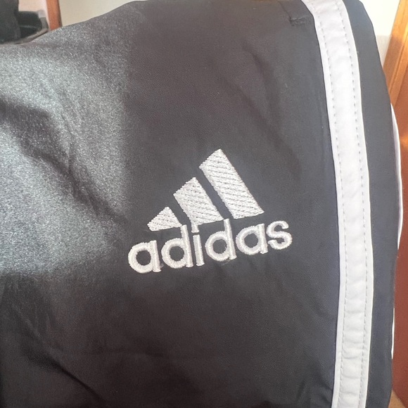 Adidas youth track pant - Picture 2 of 3